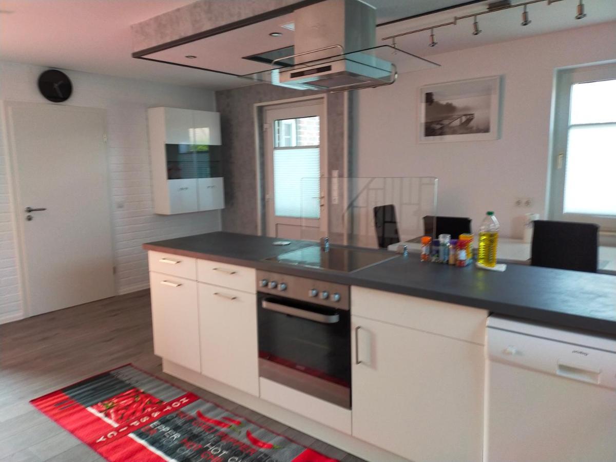 Exklusive Fewo Papenburg Mit Terrasse & Beheiztem Wintergarten Папенбург Екстериор снимка
