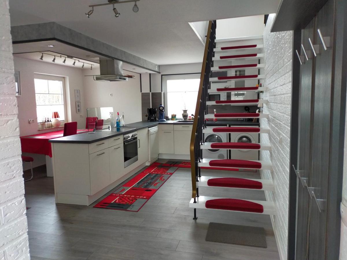 Exklusive Fewo Papenburg Mit Terrasse & Beheiztem Wintergarten Папенбург Екстериор снимка