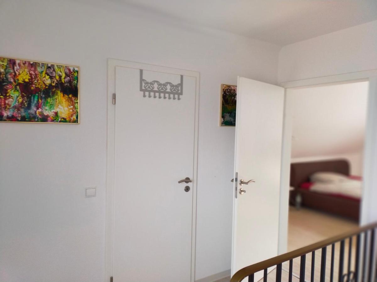 Exklusive Fewo Papenburg Mit Terrasse & Beheiztem Wintergarten Папенбург Екстериор снимка